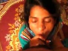 Malayalam auntie seduced and eagerly swallowed his cum after sex.