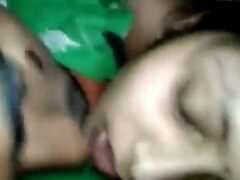 Indian hottie flaunts dick on webcam for tips